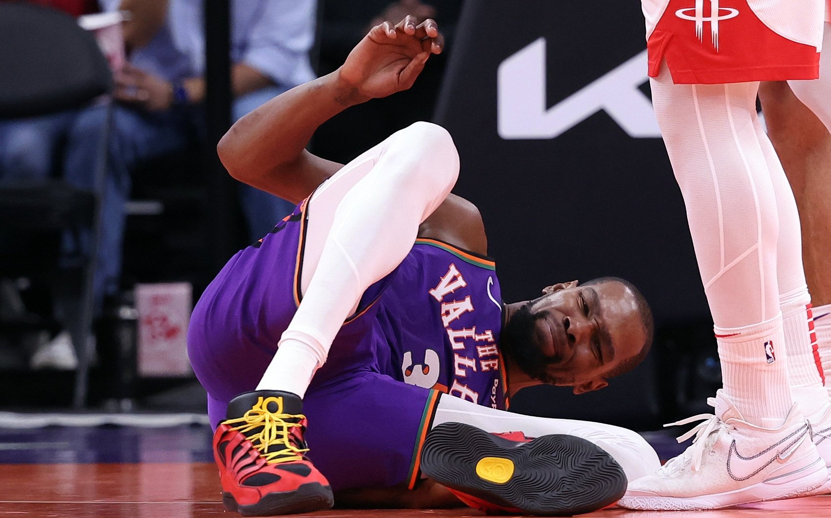 YIHAO-关于战术调整引发热议！，杜兰特在FPX比赛中重返赛场全场沸腾不已的信息