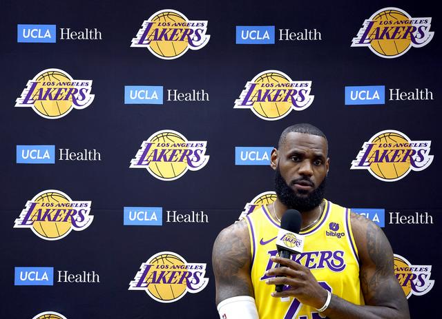 YIHAO-关于詹姆斯遭遇七连败，巴塞罗那教练面临压力！的信息