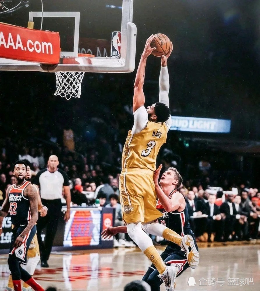 壹号- nba重磅交易哈登加盟76人 